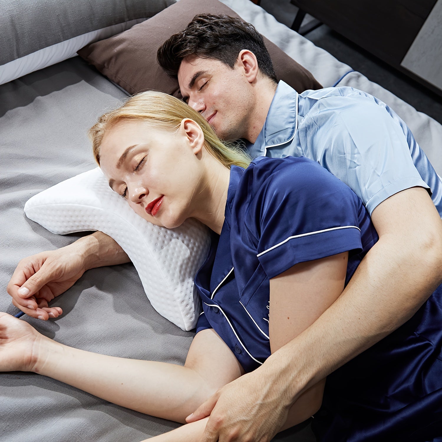 Oreiller Couple en Mousse à Mémoire de Forme Douce pour Voyage Confortable & Câlin - Polyester, Non-Électrique